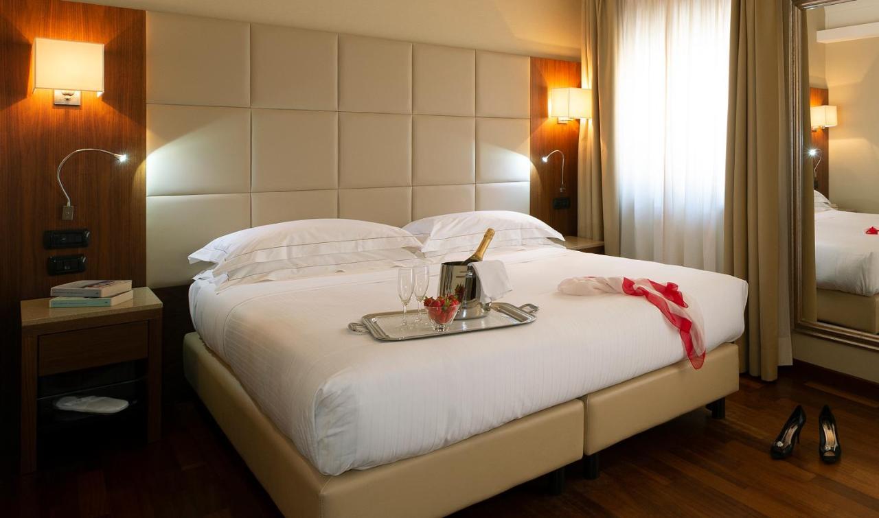 Fenice Hotel Milan