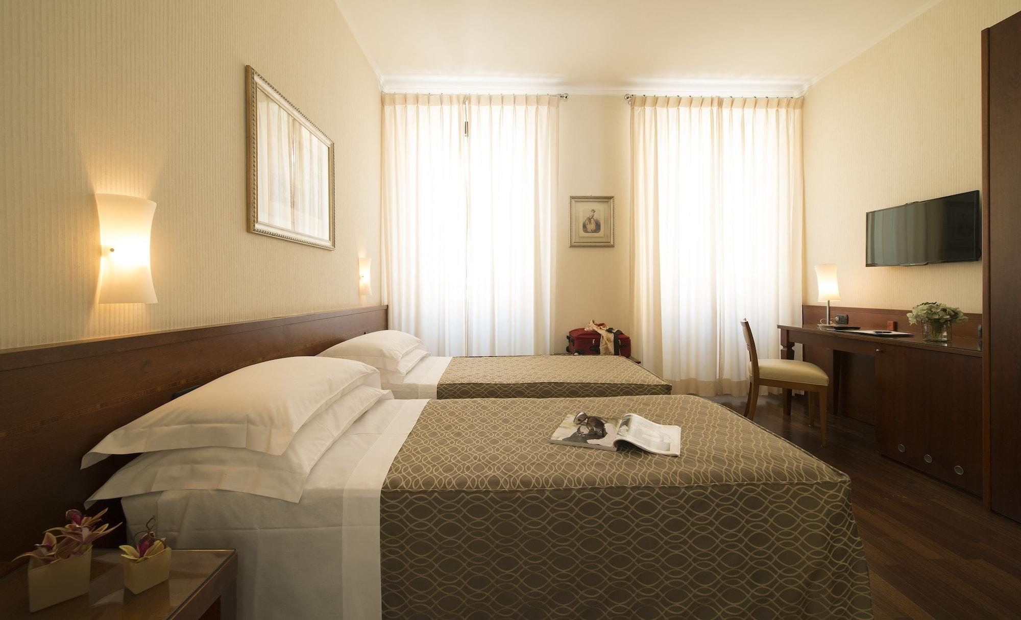 Fenice Milan