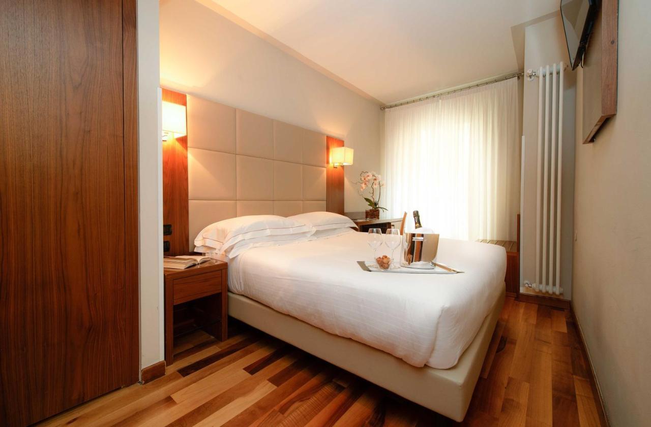 Fenice 3* Milan